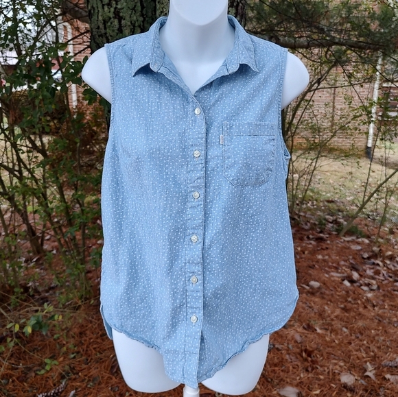 Vintage 90's Levi's Women's Sleeveless Button Up Blue Polka Dot Shirt Size Small - Picture 1 of 9